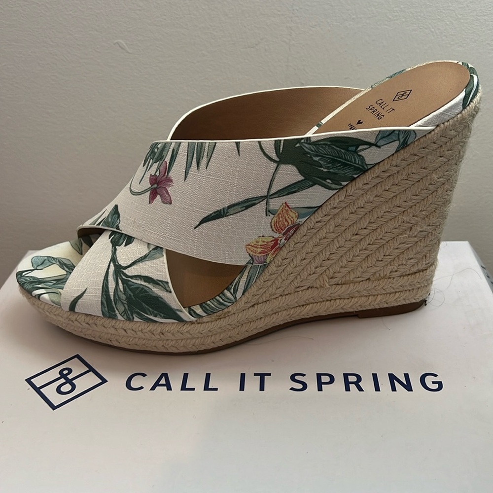 Wedges Call It Spring
